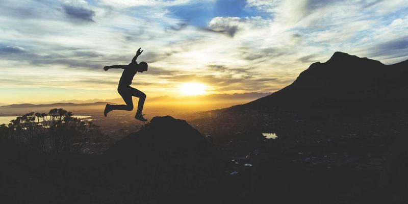 企业咨询新范式：管理培训、组织发展与战略规划的协同进化