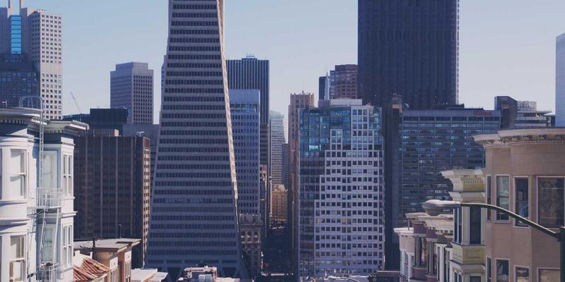 数字化转型中的组织架构调整：企业咨询如何助力传统企业重塑敏捷团队